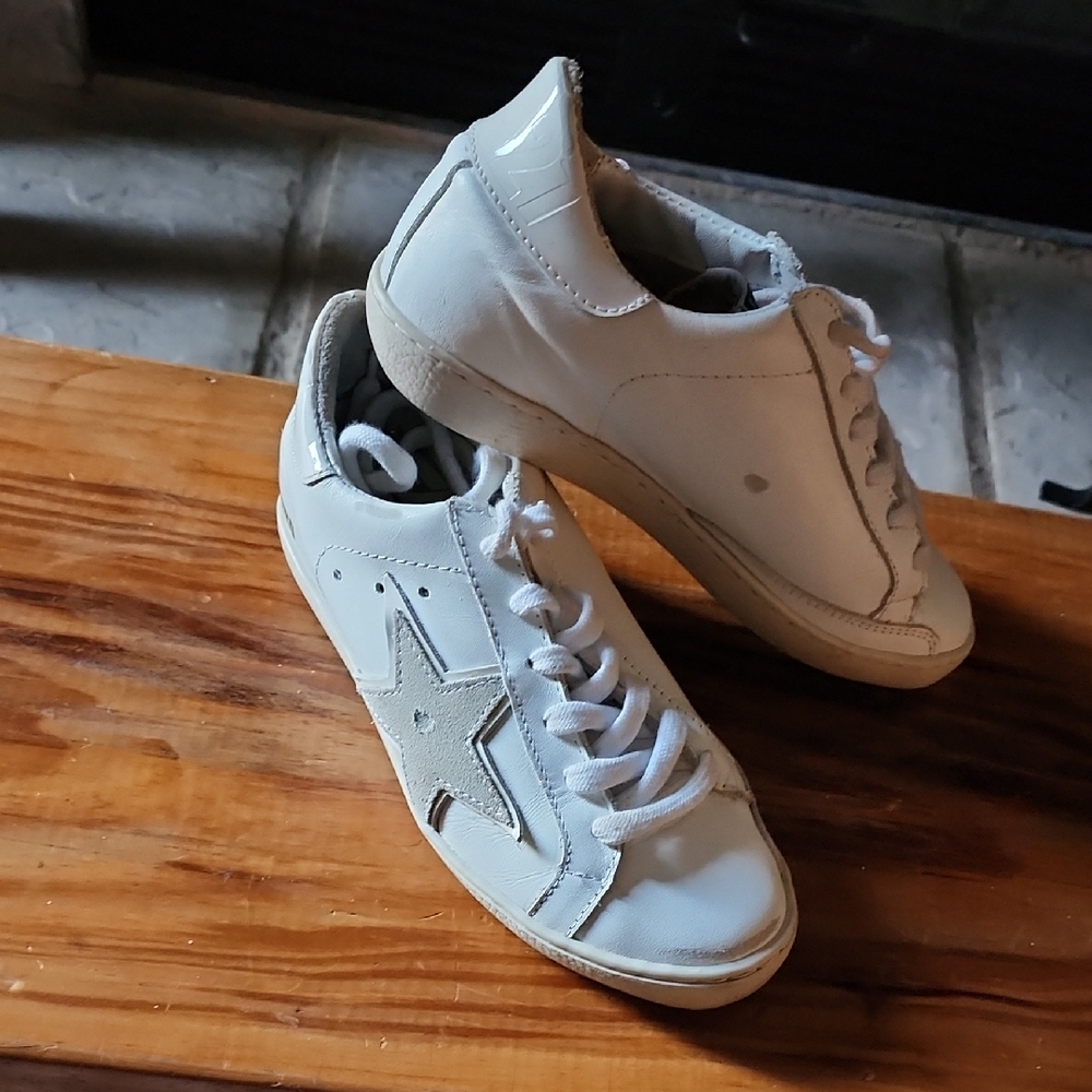 FREEBird By Steven TYLER White Leather Sneakers